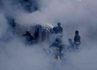 Russia attacks Ukraine, killing energy worker on Christmas Day russia-attacks-ukraine-killing-energy-worker-on-christmas-day