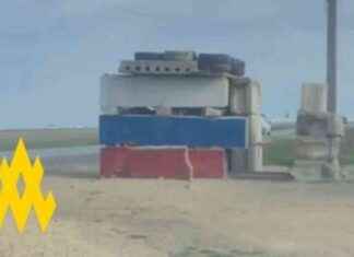 Chaos in Crimea: Partisans Panic as Protests Grow and Info Leaks Impact Russian Forces chaos-in-crimea-partisans-panic-as-protests-grow-and-nfo-leaks-mpact-russian-forces