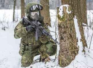 Russian Forces Advancing in Toretsk Through Urban Warfare: UK Intel Update russian-forces-advancing-in-toretsk-through-urban-warfare-uk-ntel-update