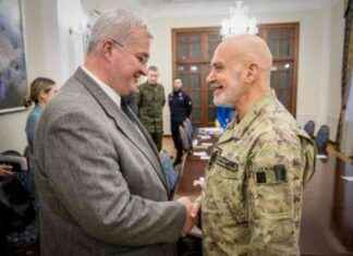 NATO Military Chief Visits Ukraine for First Foreign Trip nato-military-chief-visits-ukraine-for-first-foreign-trip