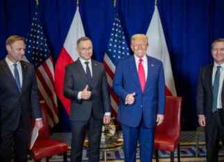 Trump Snubs Polish President Duda in Putin-Style Move trump-snubs-polish-president-duda-in-putin-style-move