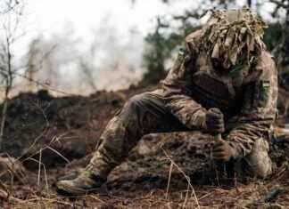 Ukraine Offers High Payments to Attract Young Volunteers for Military Duty ukraine-offers-high-payments-to-attract-young-volunteers-for-military-duty