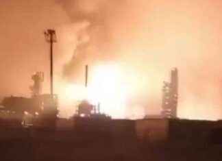 Ukrainian Drone Assault Targets Russia’s Largest Lukoil Refinery ukrainian-drone-assault-targets-russias-largest-lukoil-refinery