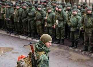 Russian Military Recruitment Exceeds Targets with Financial Incentives russian-military-recruitment-exceeds-targets-with-financial-ncentives