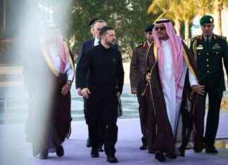 Zelensky and Rubio Arrive in Saudi Arabia for Talks zelensky-and-rubio-arrive-in-saudi-arabia-for-talks