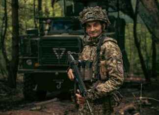 Росія захопила українського десантника—він втік та побачив їх брехню по телевізору