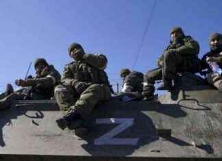 Путін купує час в Україні, плануючи ударити одночасно з трьох сторін