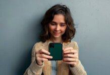 How I Learned to Live Without a Smartphone (And Why It Was Important)